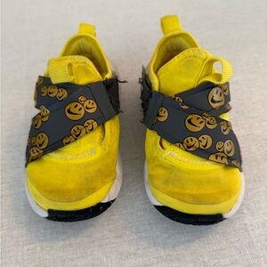 Nike ‘Go The Extra Smile' Toddler Sneaker